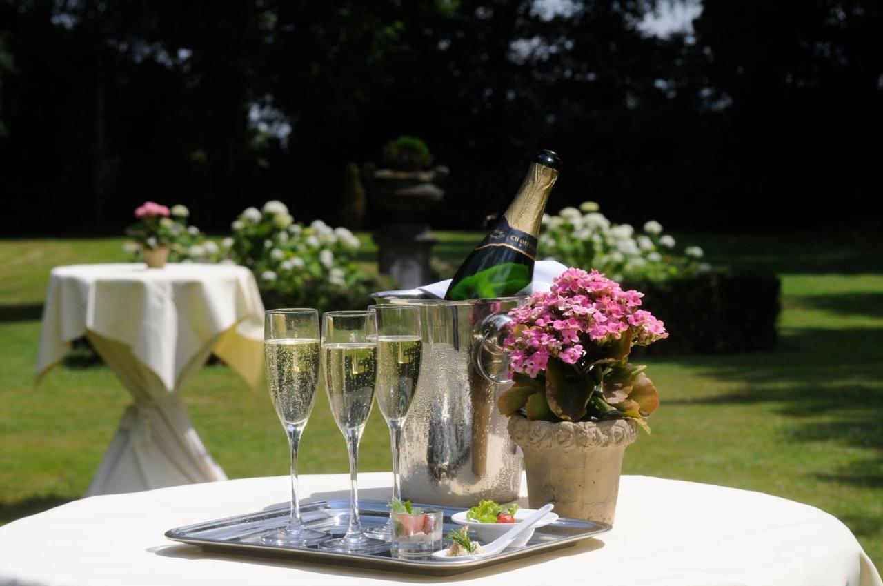 Kasteel Wurfeld Hotel Maaseik Eksteriør billede